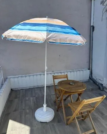 Avec Terrasse En Face La Gare D'enghien A 15 Minute De Paris Gare Du Nord Et A 10 Mn De Stade De France *